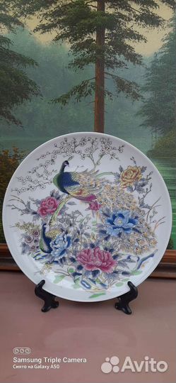 Настенная тарелка фарфор