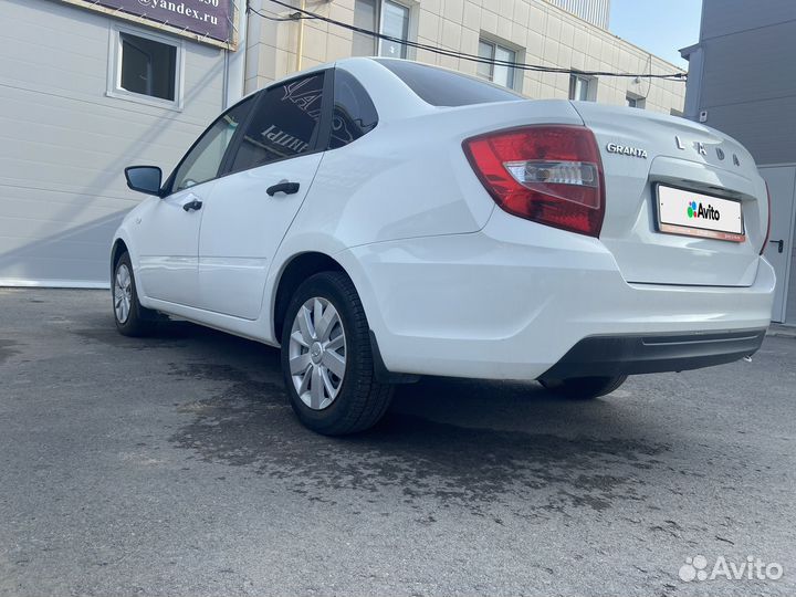 LADA Granta 1.6 МТ, 2018, 52 000 км
