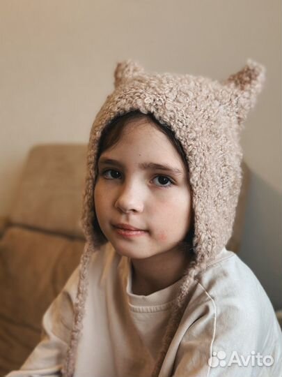 Шапка ручной работы для девочки