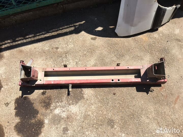 Форд Фокус-1 Американец Усилитель переднего бампер