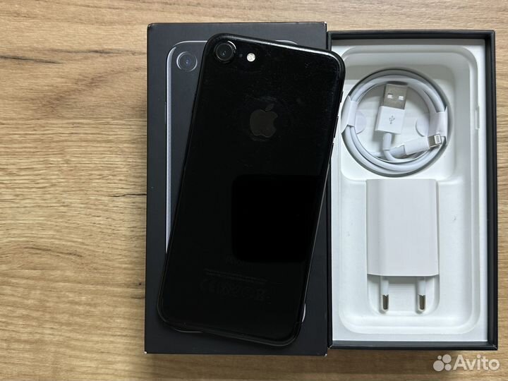 iPhone 7, 128 ГБ