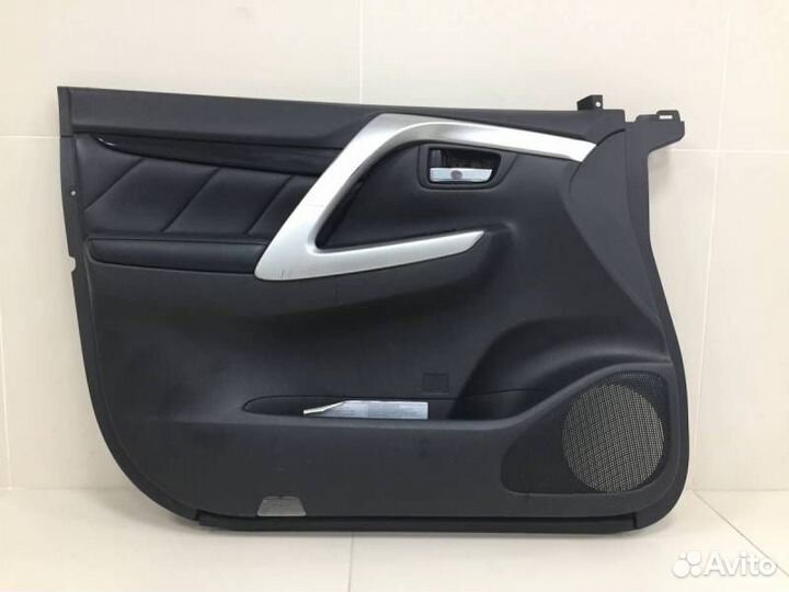 Б/У Обшивка двери передней левой 7221D205XA MIT