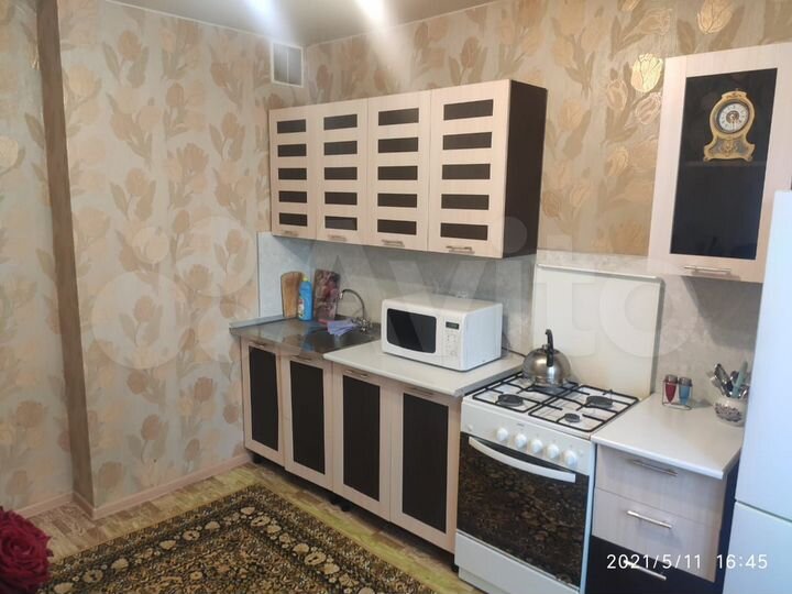 2-к. квартира, 56 м², 1/10 эт.