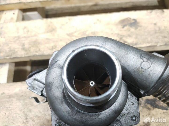 Помпа Bmw 5 E61 N52B25 2008