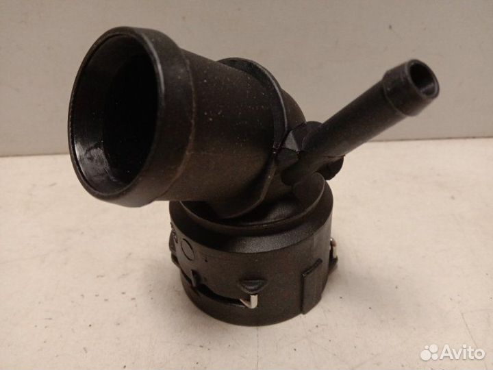 Фланец системы охлаждения 106G580