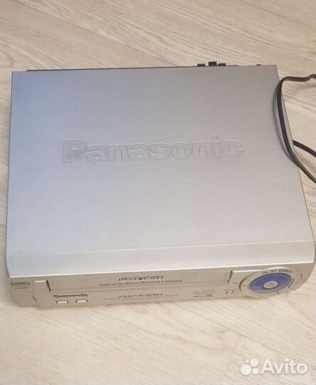 Видеомагнитофон panasonic