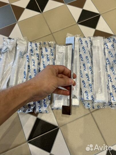 Мебельные ручки