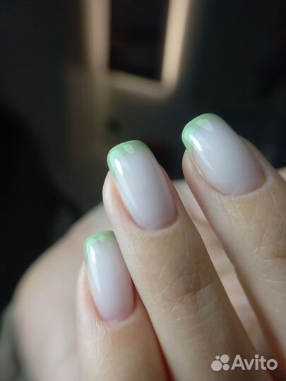 Мастер маникюра и педикюра