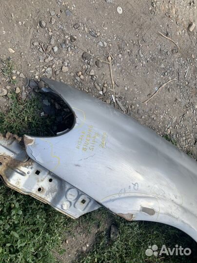 Крыло левое переднее Nissan Bluebird Silphy