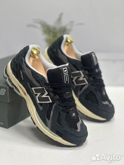 Кроссовки New balance 1906d натуральная замша