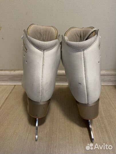 Коньки фигурные edea overture 205 + MK Galaxy