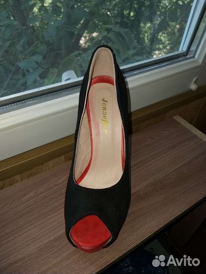 Туфли женские 39 размер