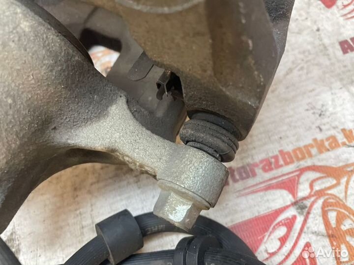 Суппорт тормозной передний левый Mitsubishi