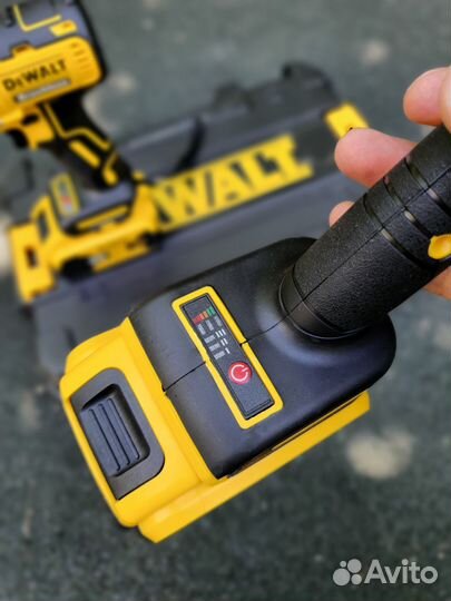 Аккумуляторный набор болгарка и гайковерт dewalt