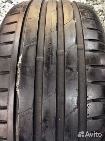 Nokian Tyres Hakka Z 245/50 R18