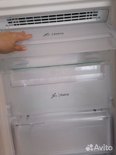 Холодильник новый indesit