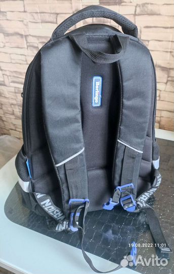 Рюкзак школьный