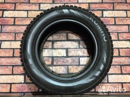 Kumho WinterCraft Ice WI31 215/60 R16