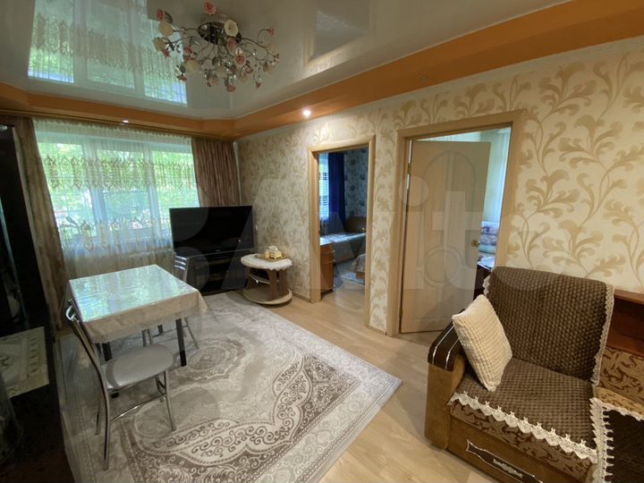 4-к. квартира, 58 м², 1/5 эт.