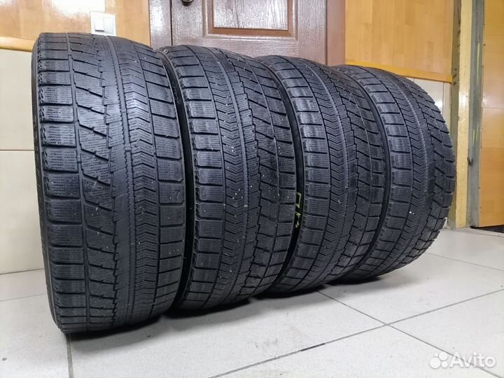 Bridgestone Blizzak VRX 225/45 R17