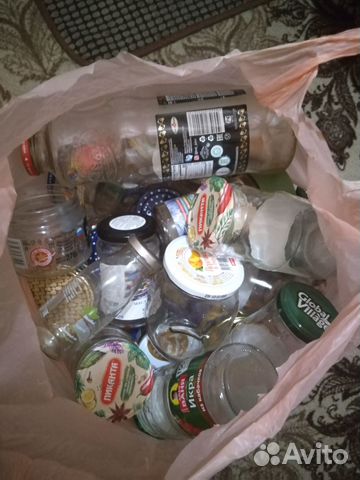 Отдам за шоколадку целую сумку банок