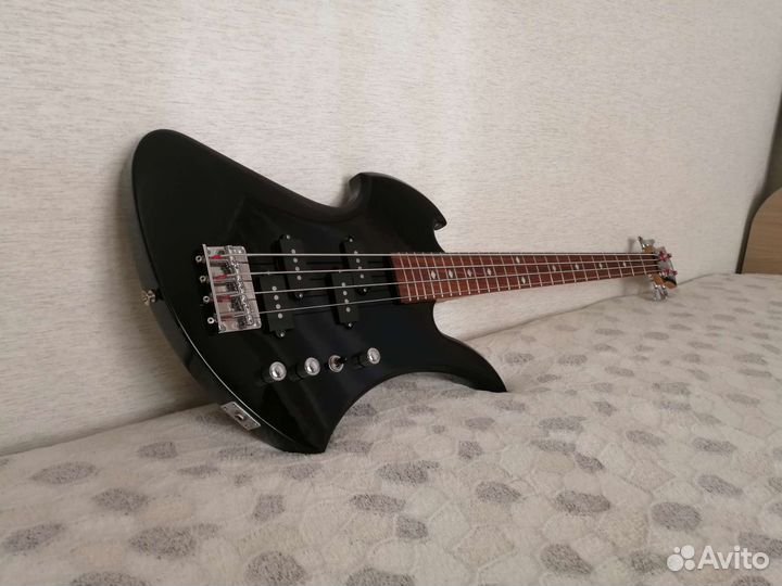 Бас гитара B.C.Rich