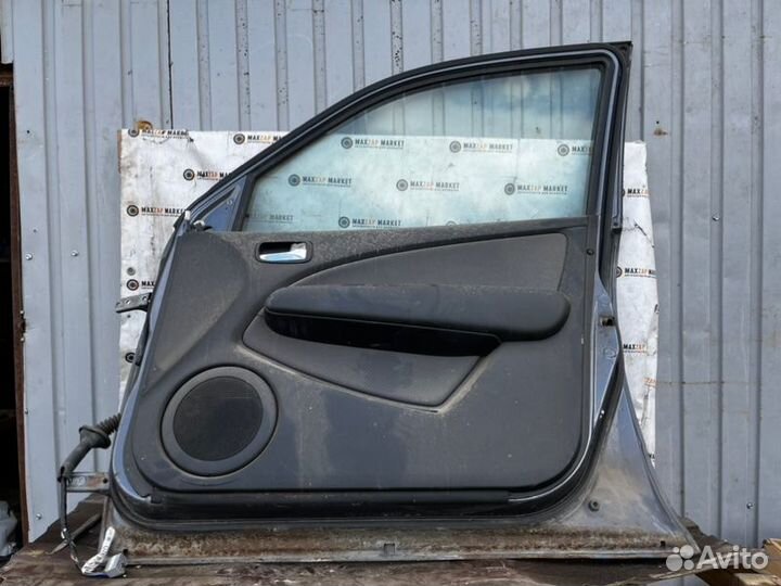 Дверь передняя правая Mitsubishi Outlander 1 2006