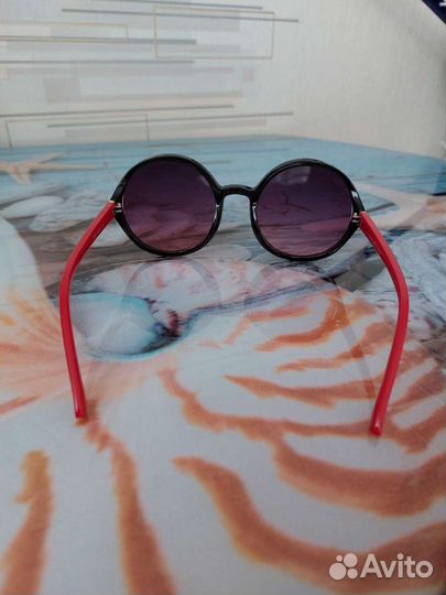 Солнцезащитные очки женские