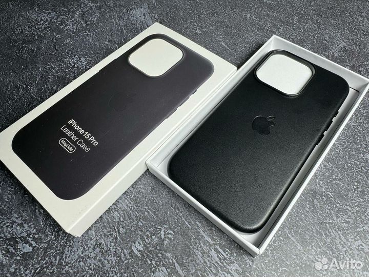 Чехол кожаный на iPhone 15 pro с magsafe черный