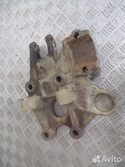 Кронштейн крепления заднего стабилизатора MAN 8143