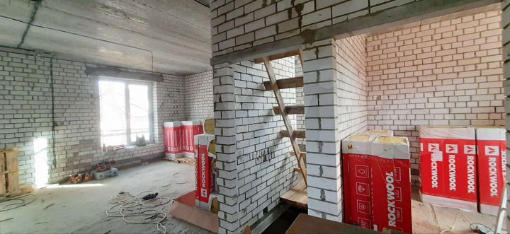 Дом 210 м² на участке 6,6 сот.