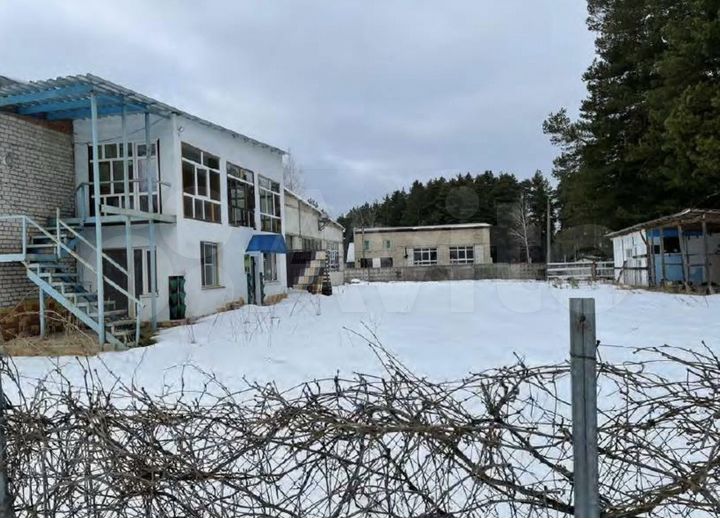 Имущественный комплекс, 3890 м²