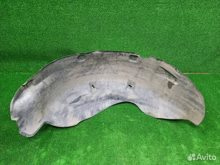 Подкрылок задний левый Mercedes-Benz M-Class W163