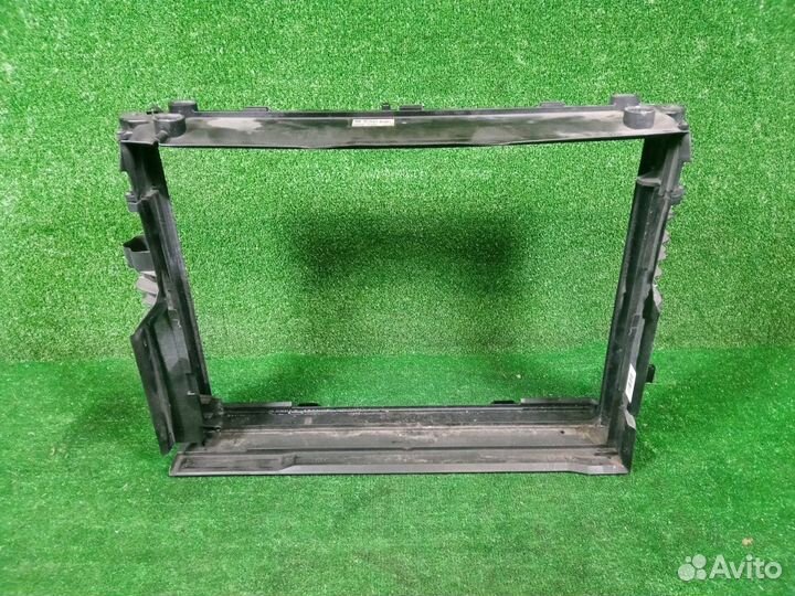 Рамка радиатора Bmw 745 E65 / E66 N62B44A (4.4)