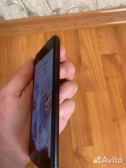 iPhone SE (2020), 128 ГБ