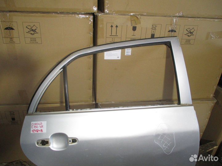 Дверь задняя правая Toyota Corolla (E150)