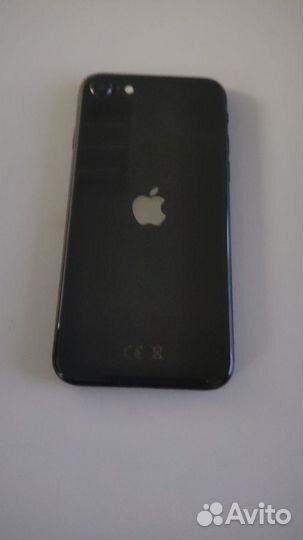 iPhone SE, 64 ГБ