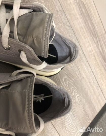 Raf simons detroit runner