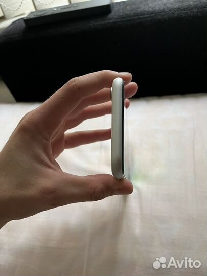 iPhone Xr, 128 ГБ