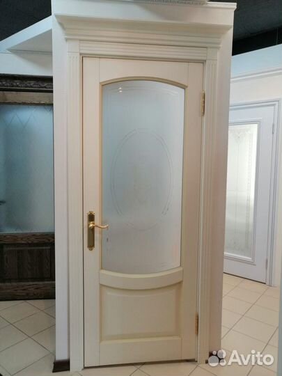 Дверь массив бук,дуб,ясень Волховец Блюм Sofia