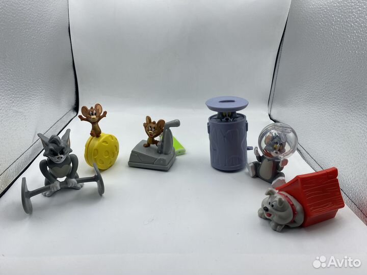Игрушка из макдоналдс том и Джерри McDonald’s