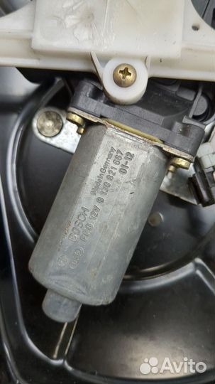 Стеклоподъемник электрический Mercedes Vito W638