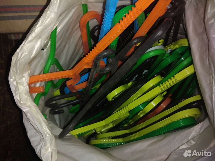 Вешалка-плечики для одежды