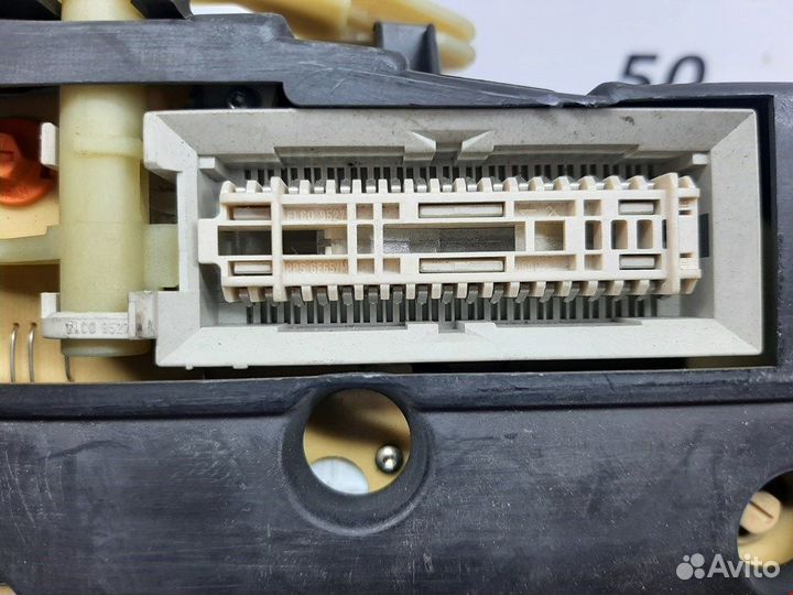 Панель для Opel Zafira A