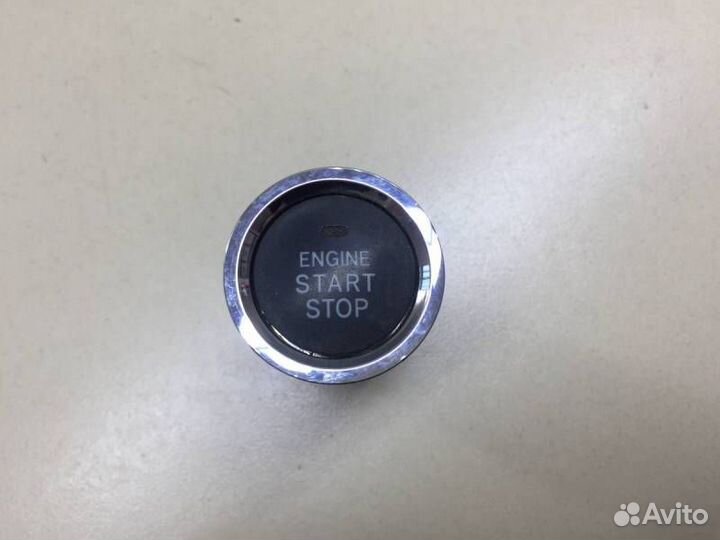 Кнопка запуска двигателя Toyota Crown Majesta S180