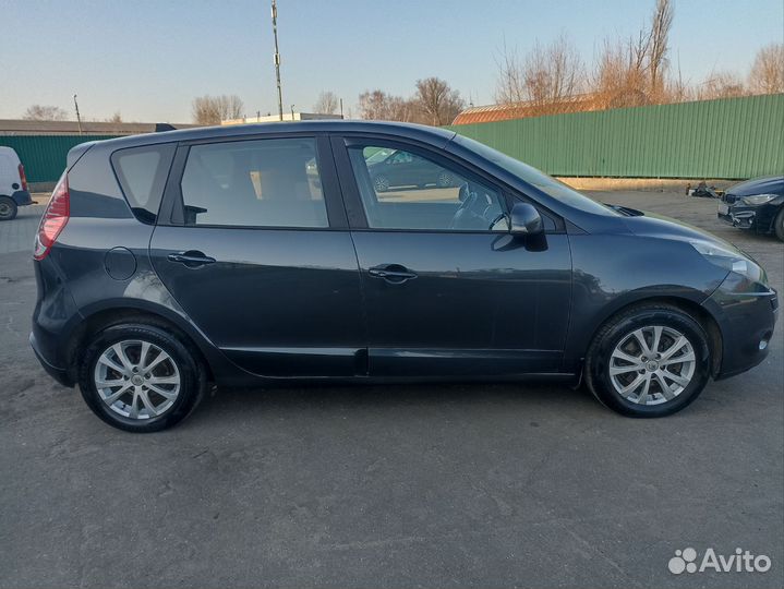 Renault Scenic 2.0 CVT, 2011, 250 000 км