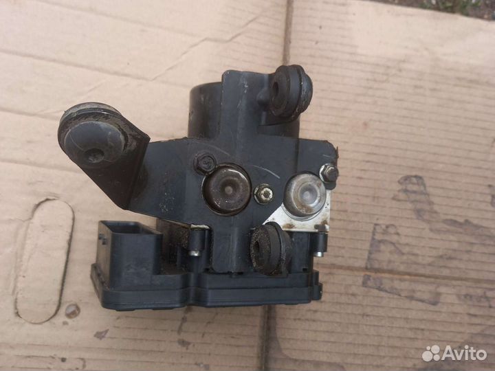 Mazda 3 BL насос абс