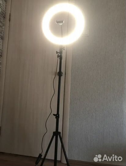 Кольцевая лампа 36 см