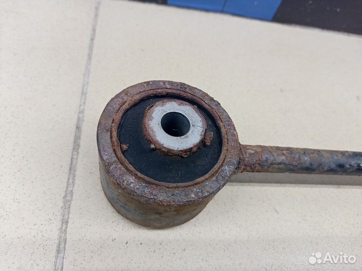 Тяга задняя продольная левая Land Cruiser (150) -P