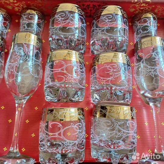 Бокалы для вина, виски, шампанского, рюмки. Набор